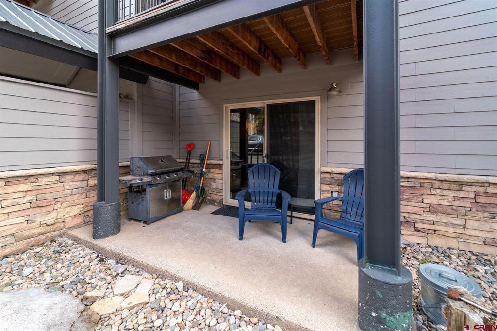395 Sheol Street Property Photo 2