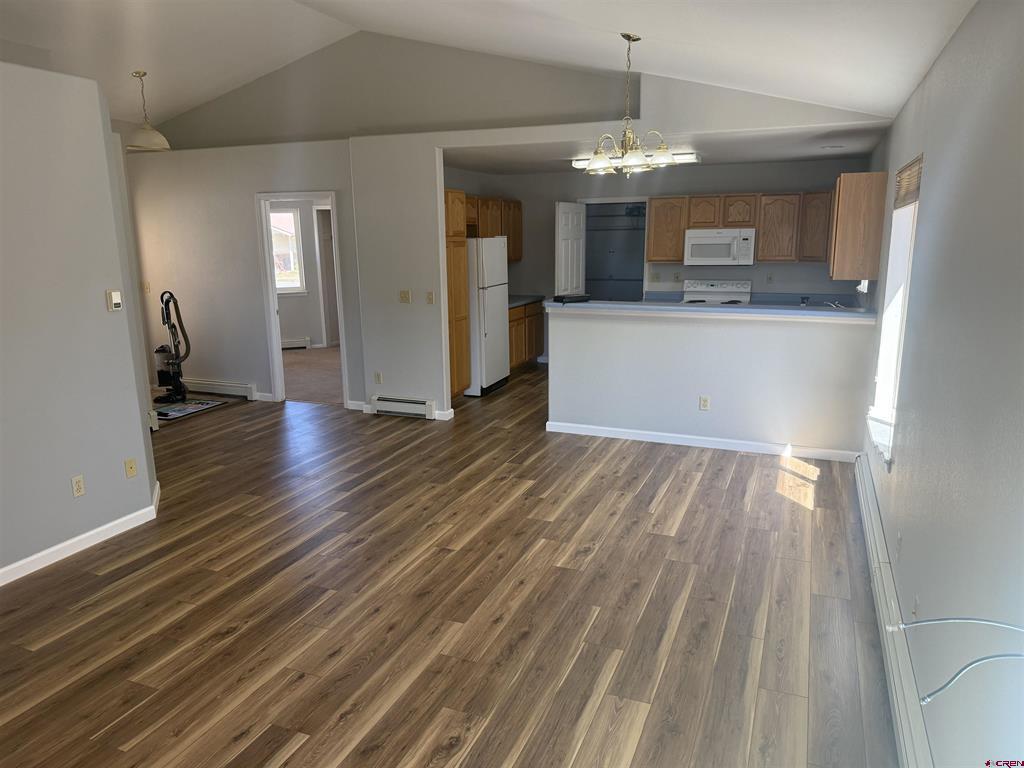 185 Se Greenwood Avenue Property Photo 6
