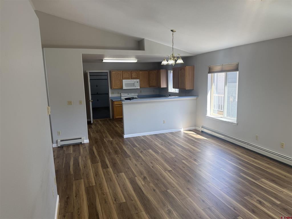 185 Se Greenwood Avenue Property Photo 7
