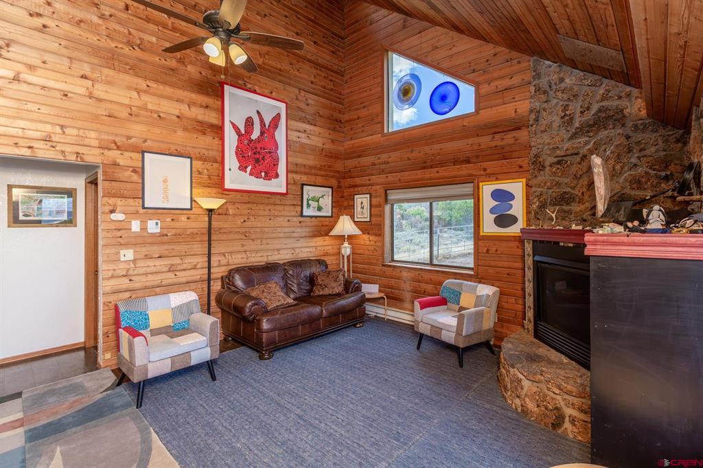 9121 54 Road Property Photo 5