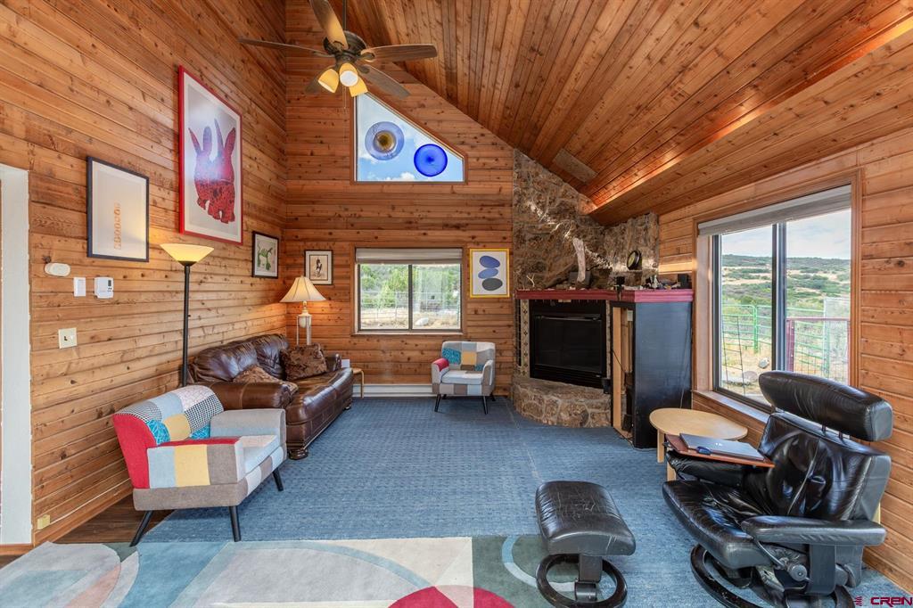 9121 54 Road Property Photo 9
