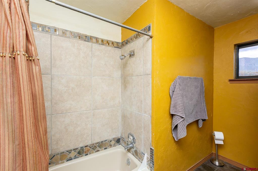 9121 54 Road Property Photo 20
