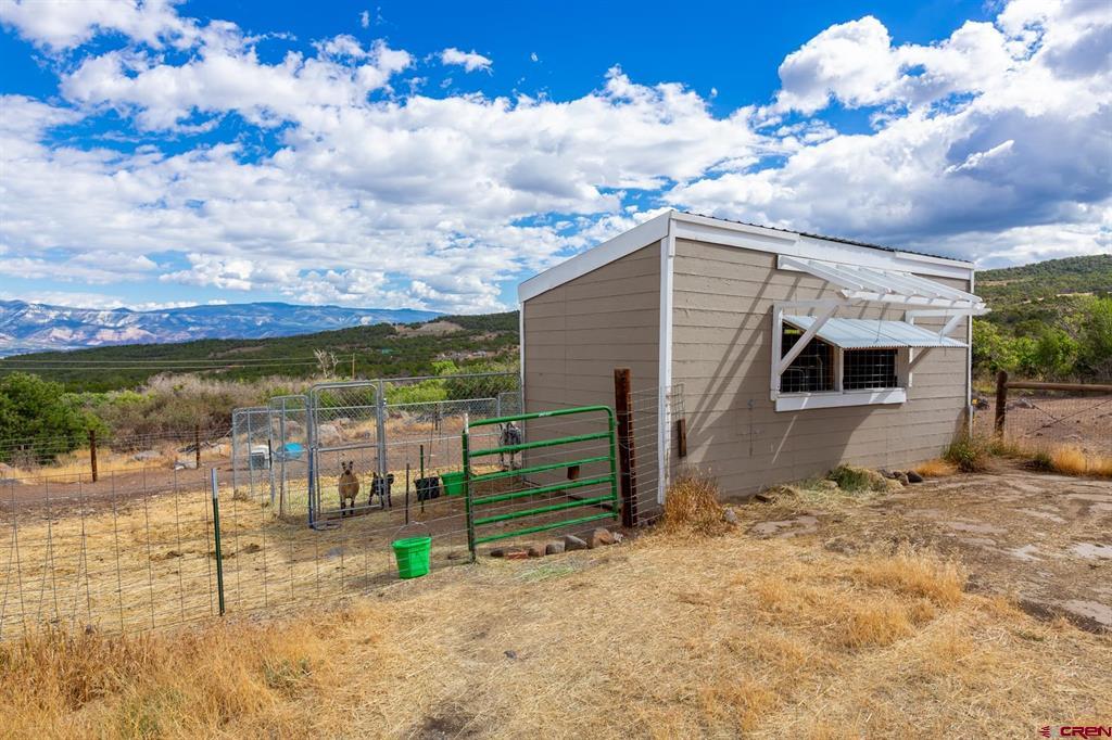 9121 54 Road Property Photo 35