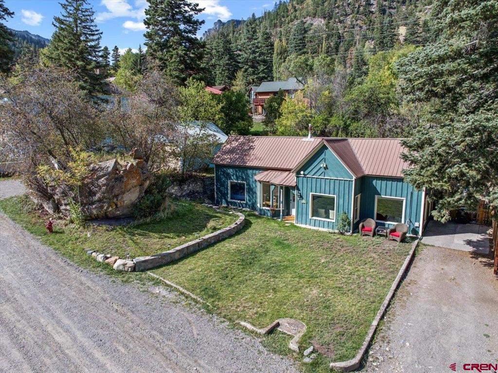 532 Oak Street Property Photo 1