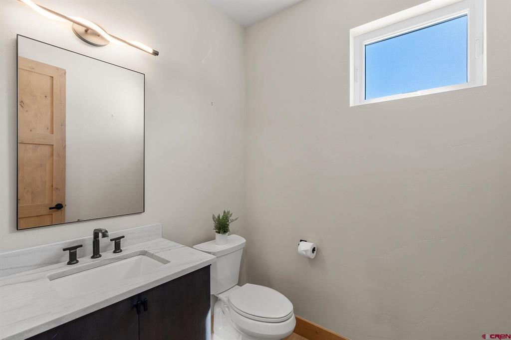 124 Glade Court Property Photo 22