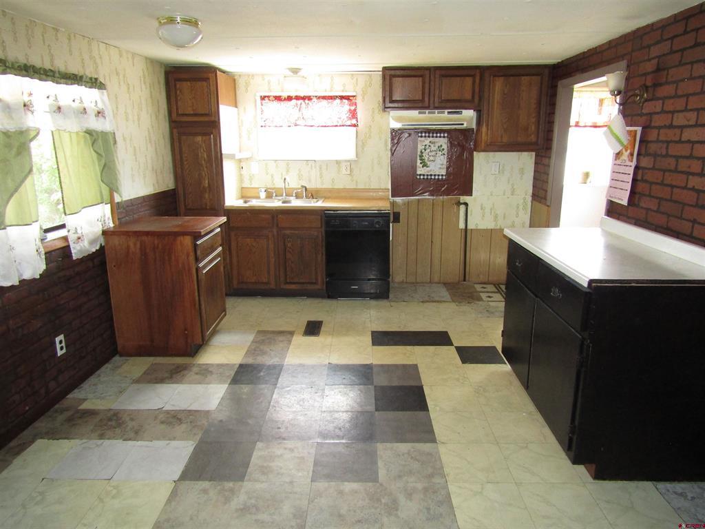 1315 4th Street Property Photo 5