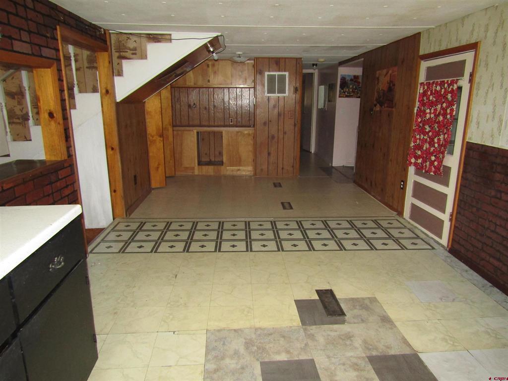 1315 4th Street Property Photo 6