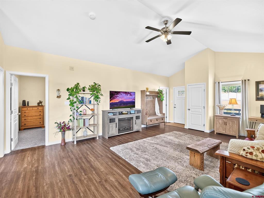 515 Confluence Avenue Property Photo 5