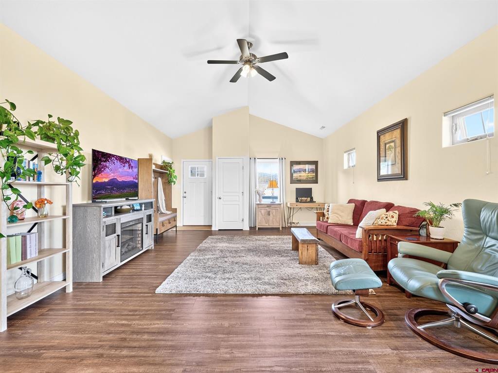 515 Confluence Avenue Property Photo 7