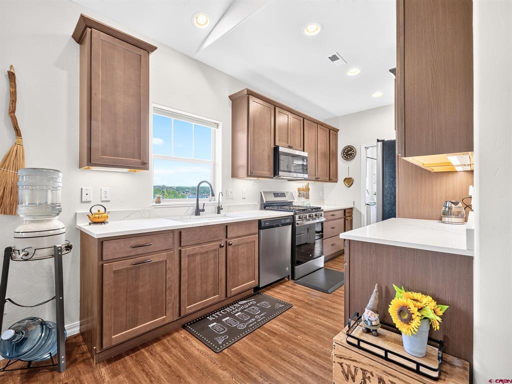 515 Confluence Avenue Property Photo 10