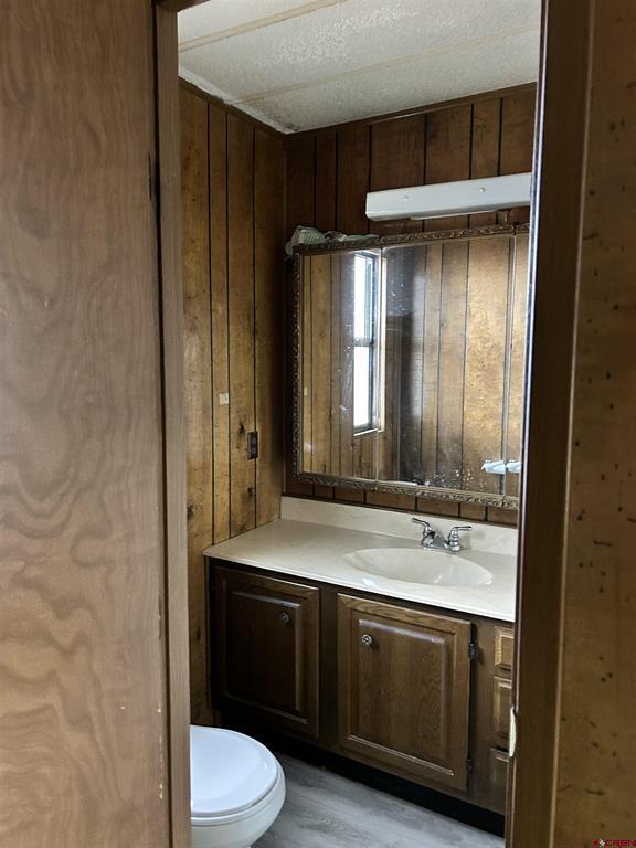 155 W 6th Avenue Property Photo 14