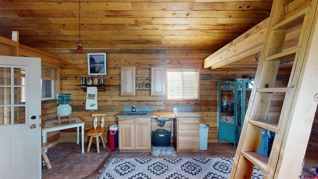 120 Ne Fir Avenue Property Photo 6