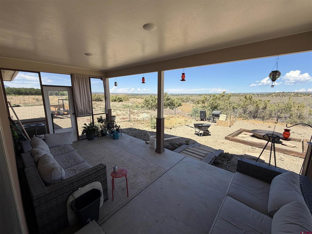 8513 Road 29.4 Loop Property Photo 21