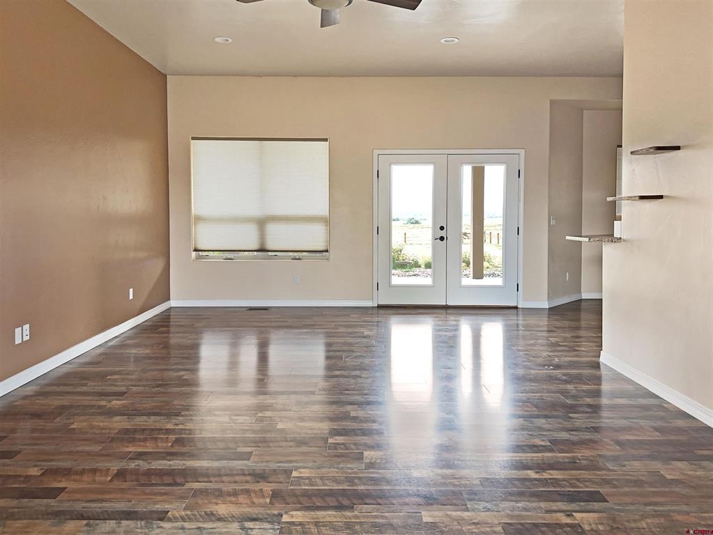 10662 Road 23.5 Property Photo 5