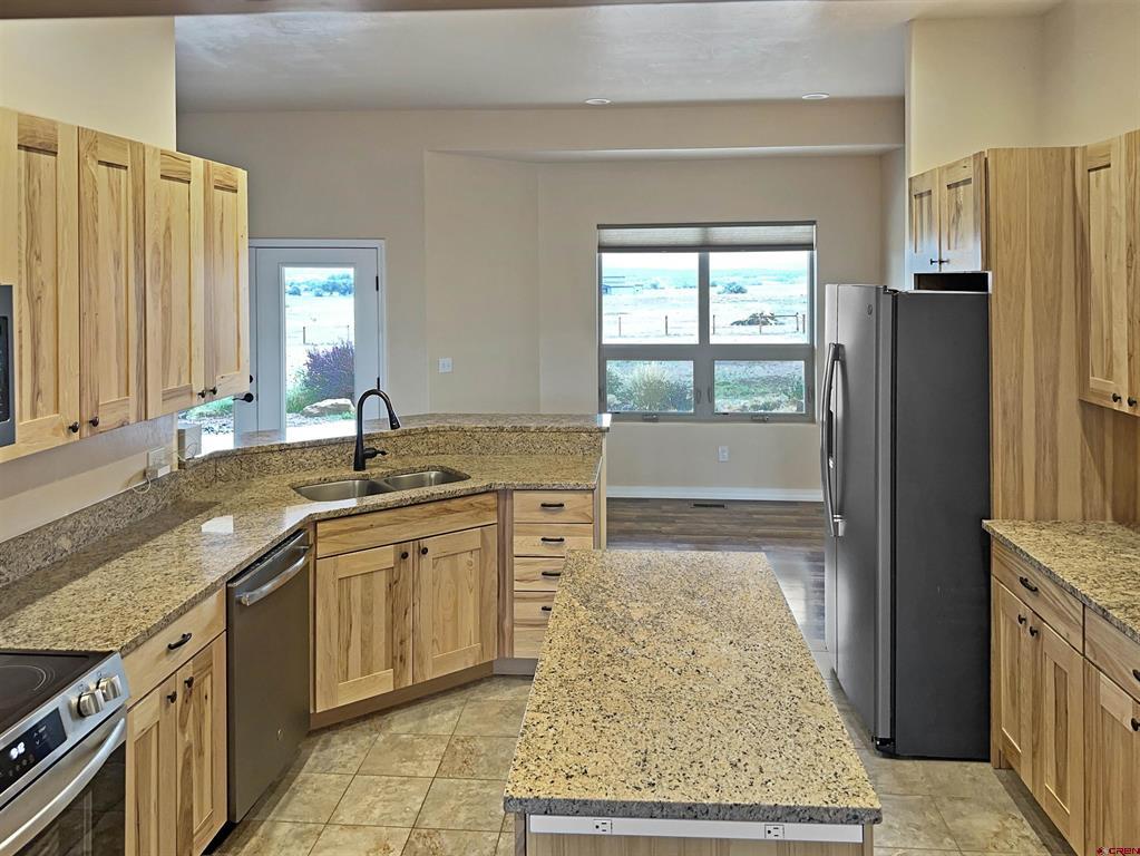10662 Road 23.5 Property Photo 11