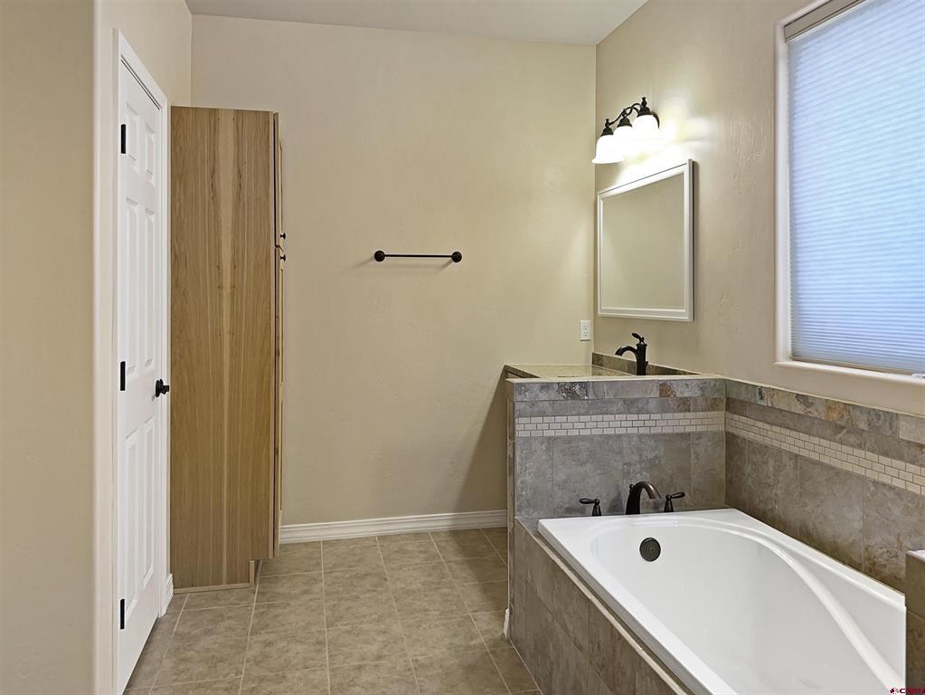 10662 Road 23.5 Property Photo 27