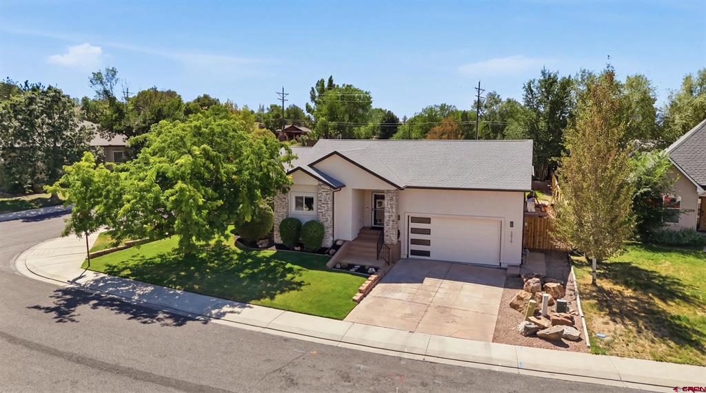 2619 Aster Court Property Photo 4
