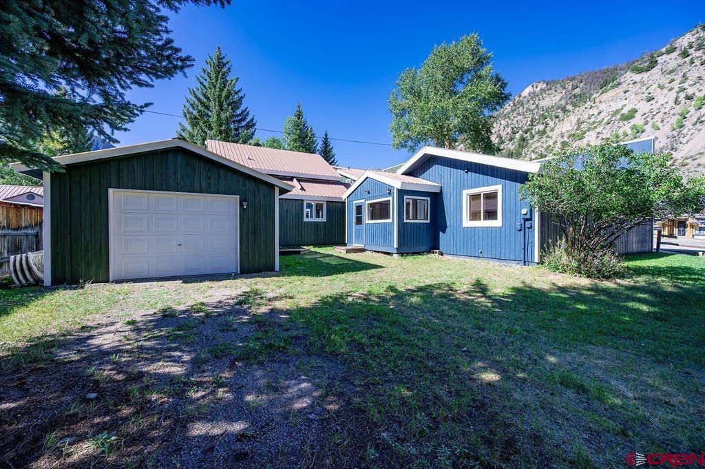 324 Silver Street Property Photo 6
