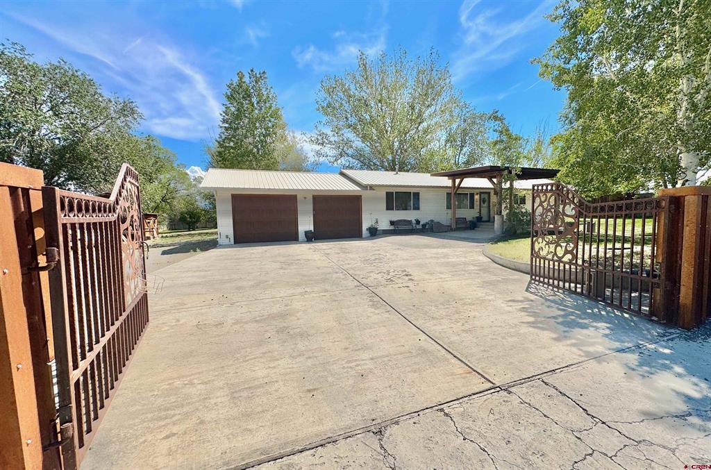 8844 6075 Road Property Photo 1