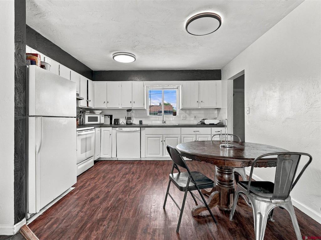 482 Glen Road Property Photo 5