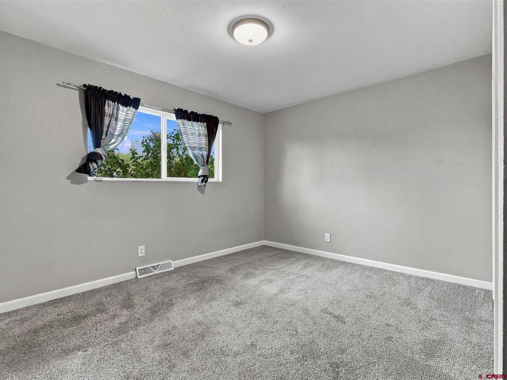 482 Glen Road Property Photo 7