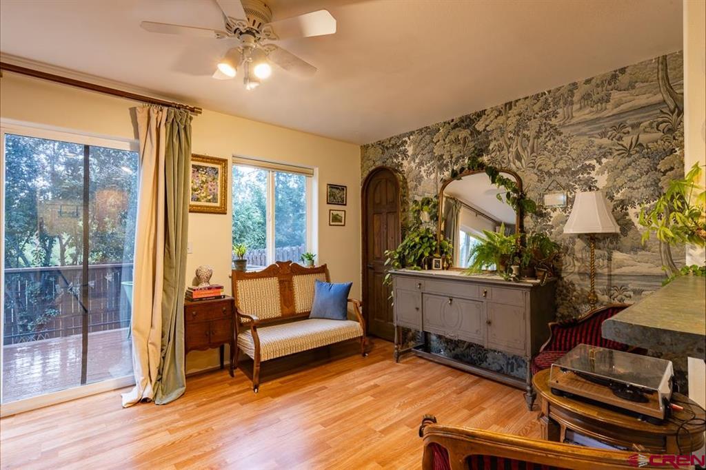 2322 Forest Avenue Property Photo 8