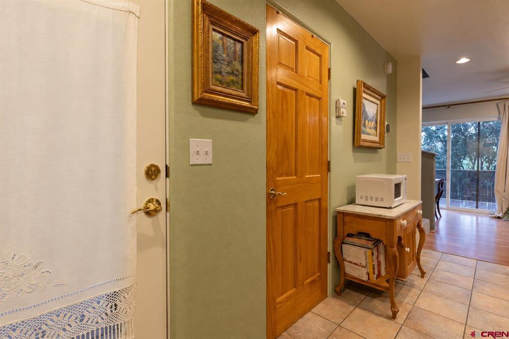 2322 Forest Avenue Property Photo 14