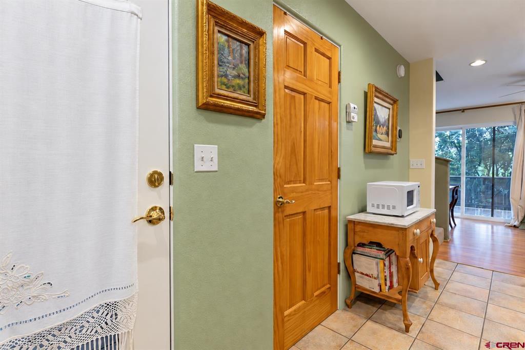 2322 Forest Avenue Property Photo 14