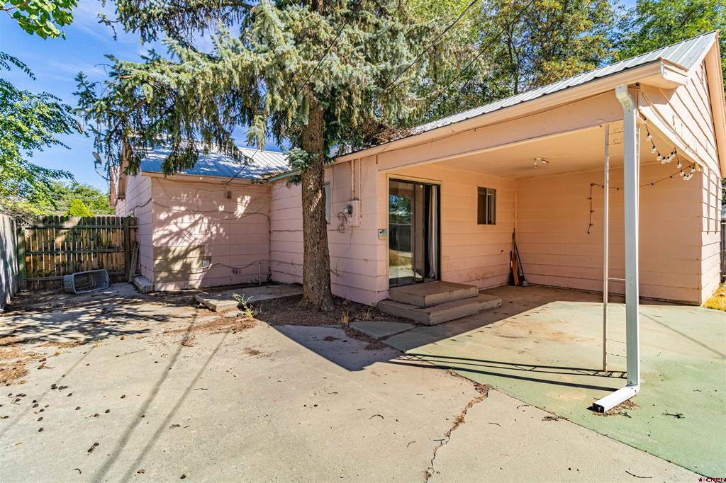 713 N Orchard Avenue Property Photo 12