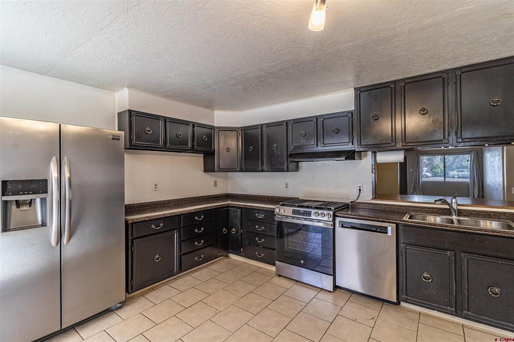 713 N Orchard Avenue Property Photo 19