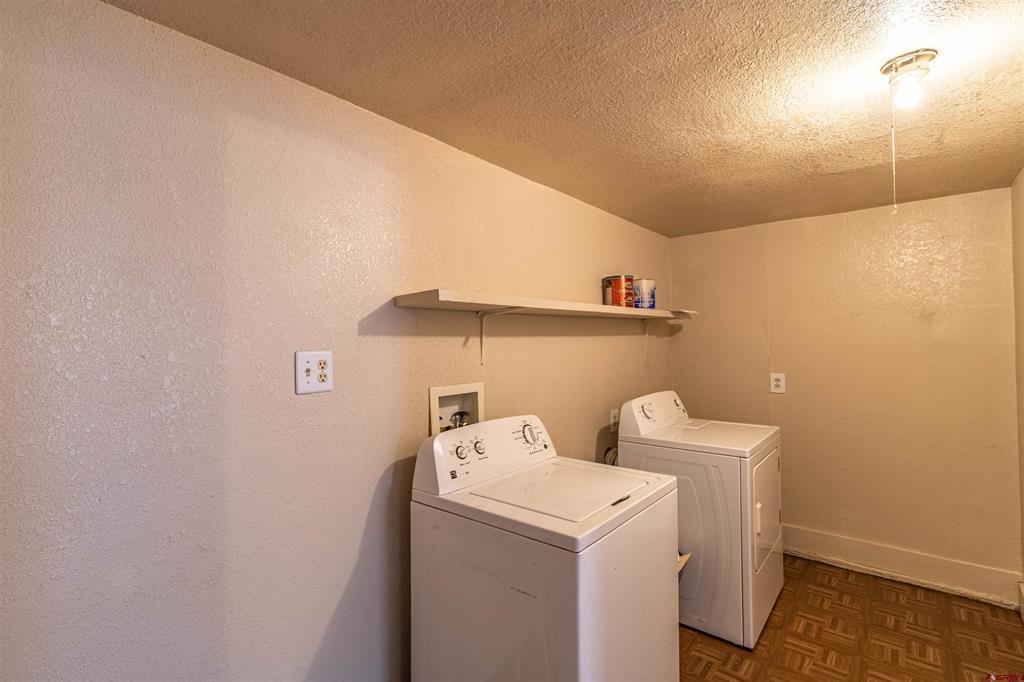 713 N Orchard Avenue Property Photo 33