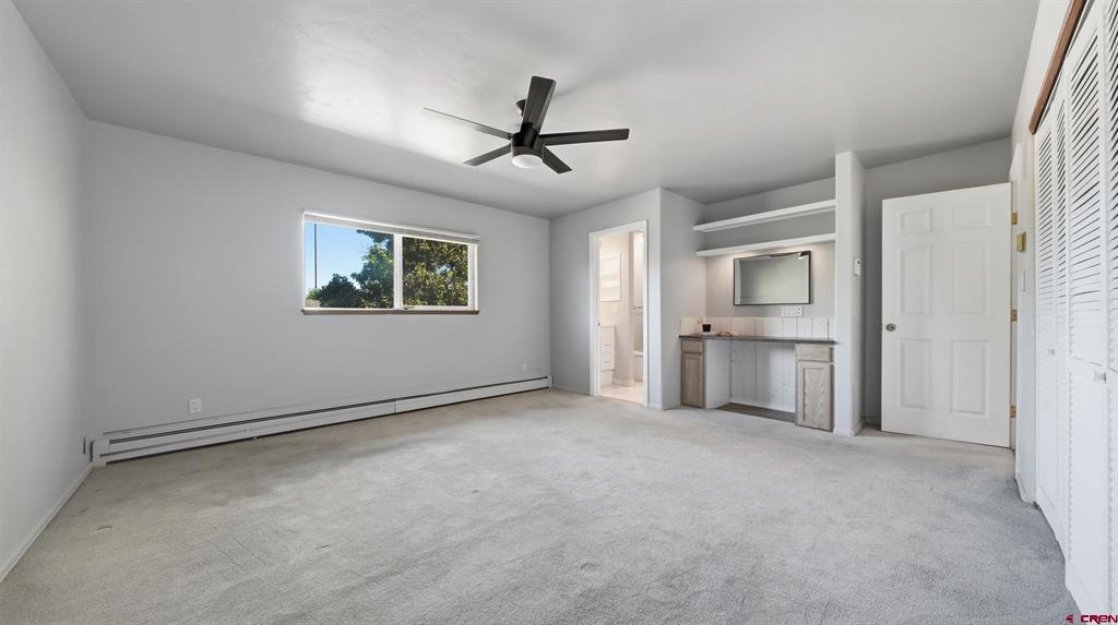 392 1/2 E Valley Circle Property Photo 18