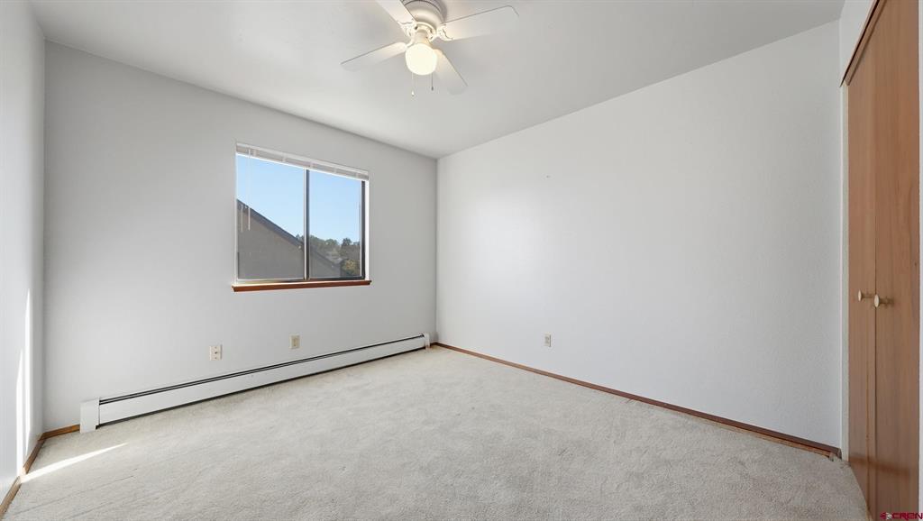 392 1/2 E Valley Circle Property Photo 26