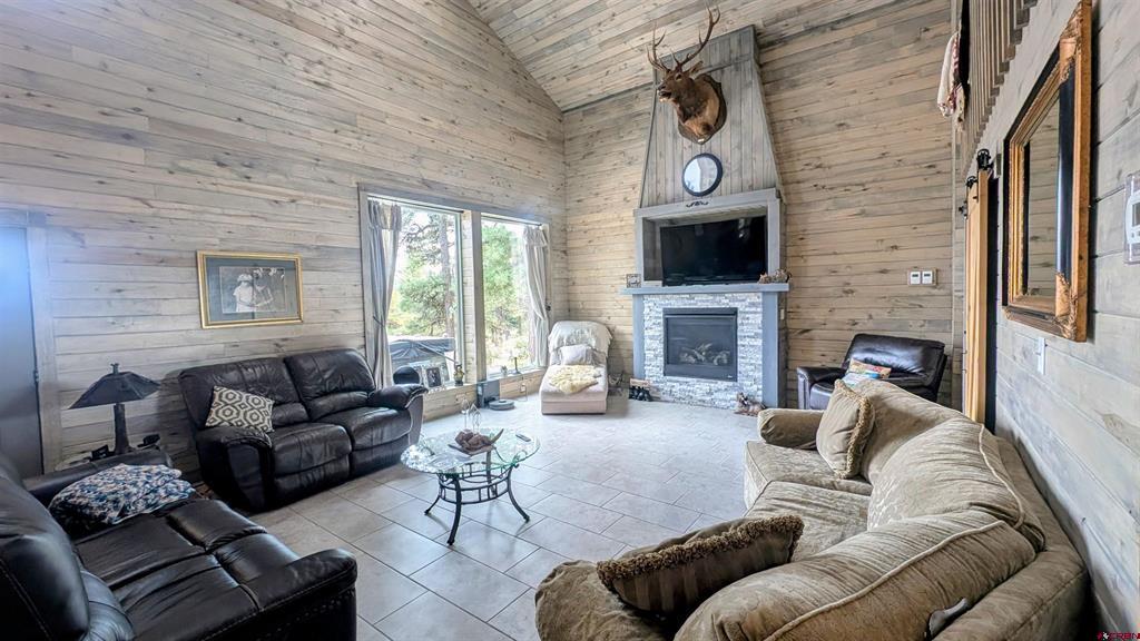603 Great West Avenue Property Photo 3