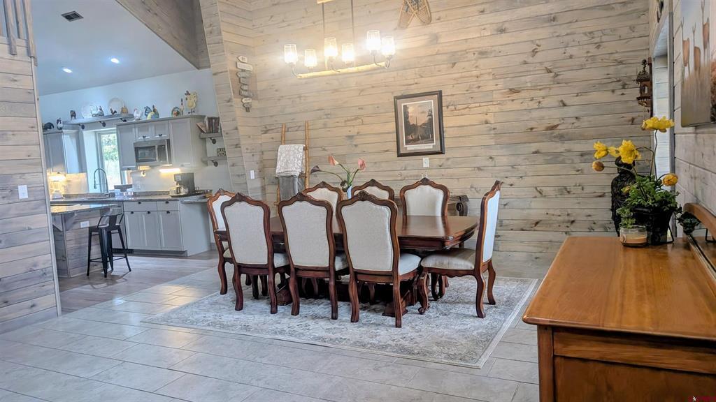 603 Great West Avenue Property Photo 11