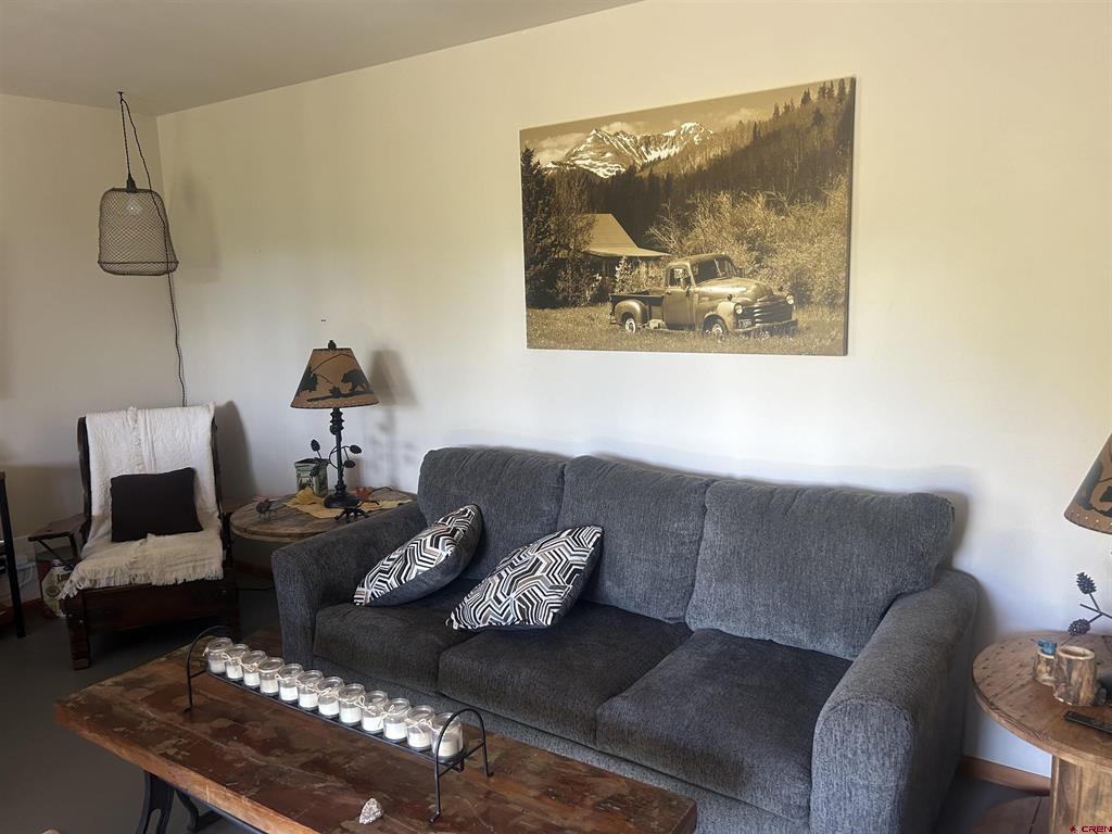 28 Columbine Trail Property Photo 7
