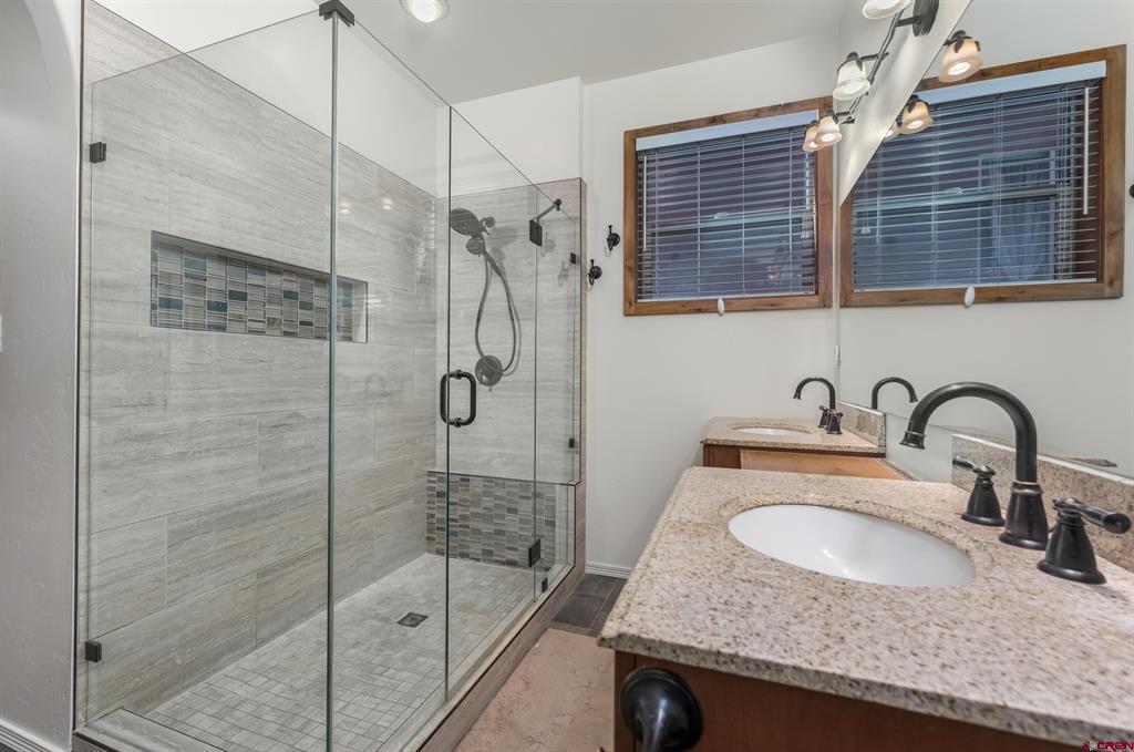 20 & 38 Cove Way Property Photo 21