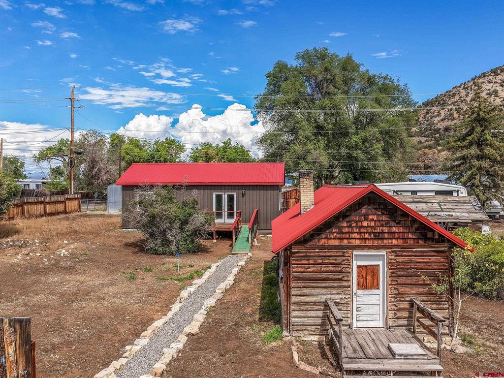 585 Cedar Avenue Property Photo 1