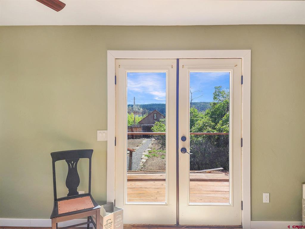 585 Cedar Avenue Property Photo 10