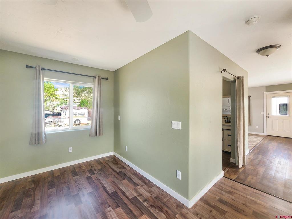585 Cedar Avenue Property Photo 27