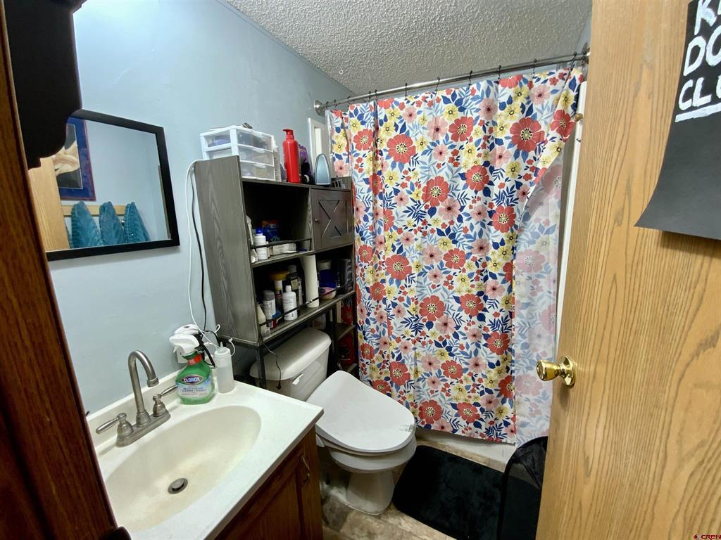 819 N Spruce Street Property Photo 10
