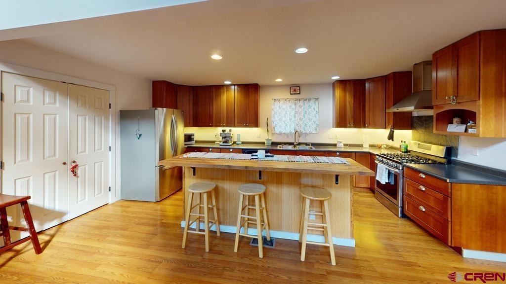 120 Spruce Street Property Photo 15