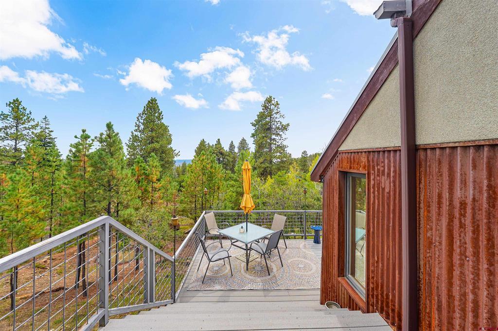 1135 Stagecoach Property Photo 4