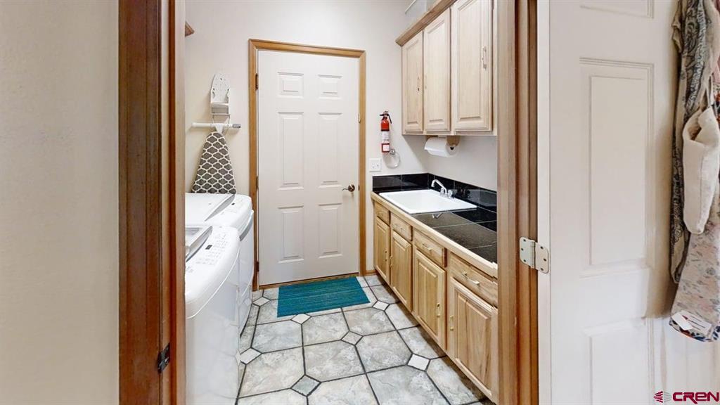 557 Bear Cub Drive Property Photo 12