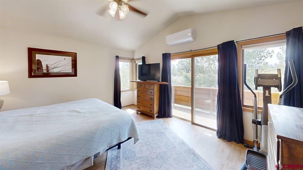 557 Bear Cub Drive Property Photo 20