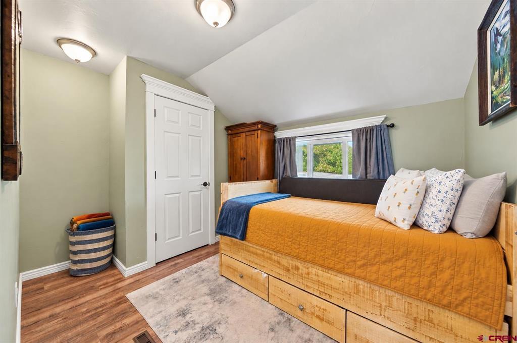 324 N Park Avenue Property Photo 18
