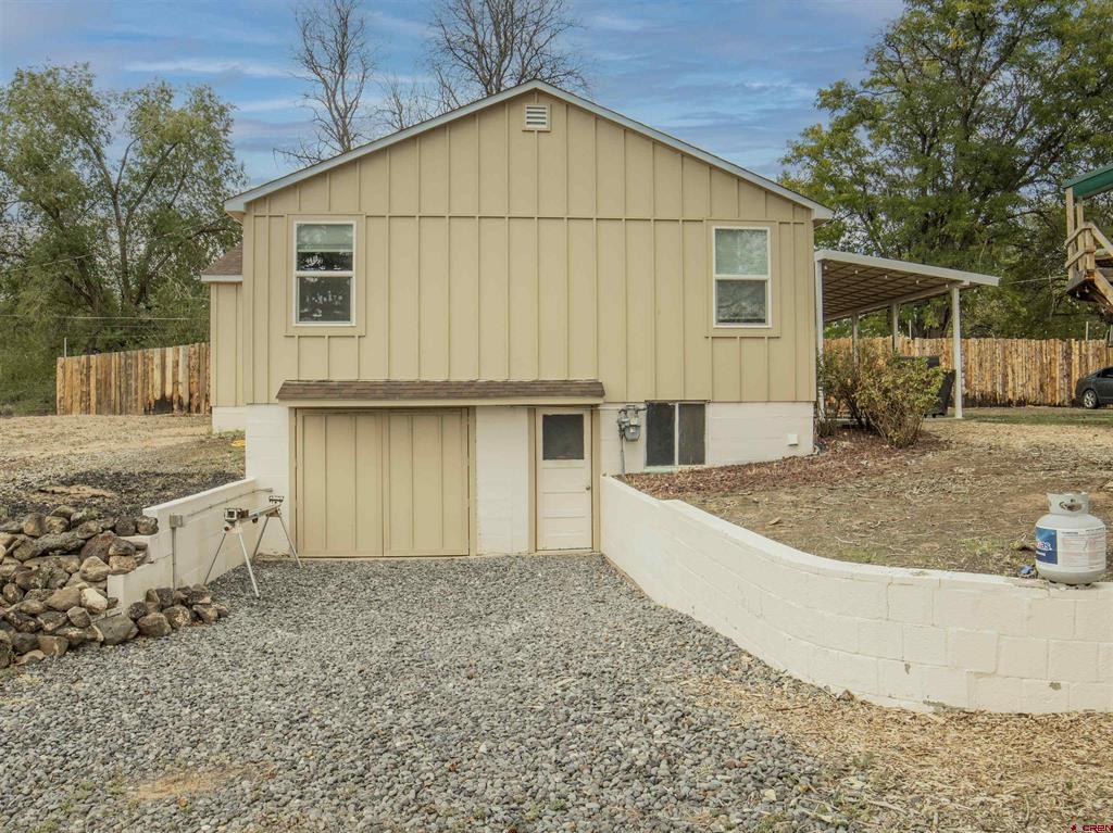 22021 October Road Property Photo 3