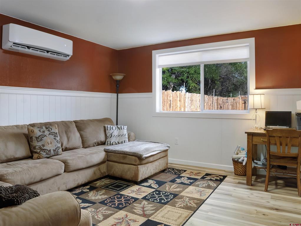 22021 October Road Property Photo 22