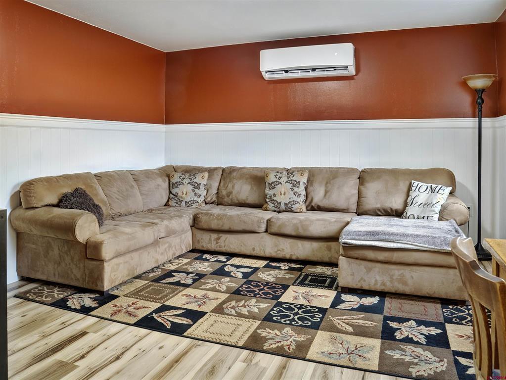 22021 October Road Property Photo 23