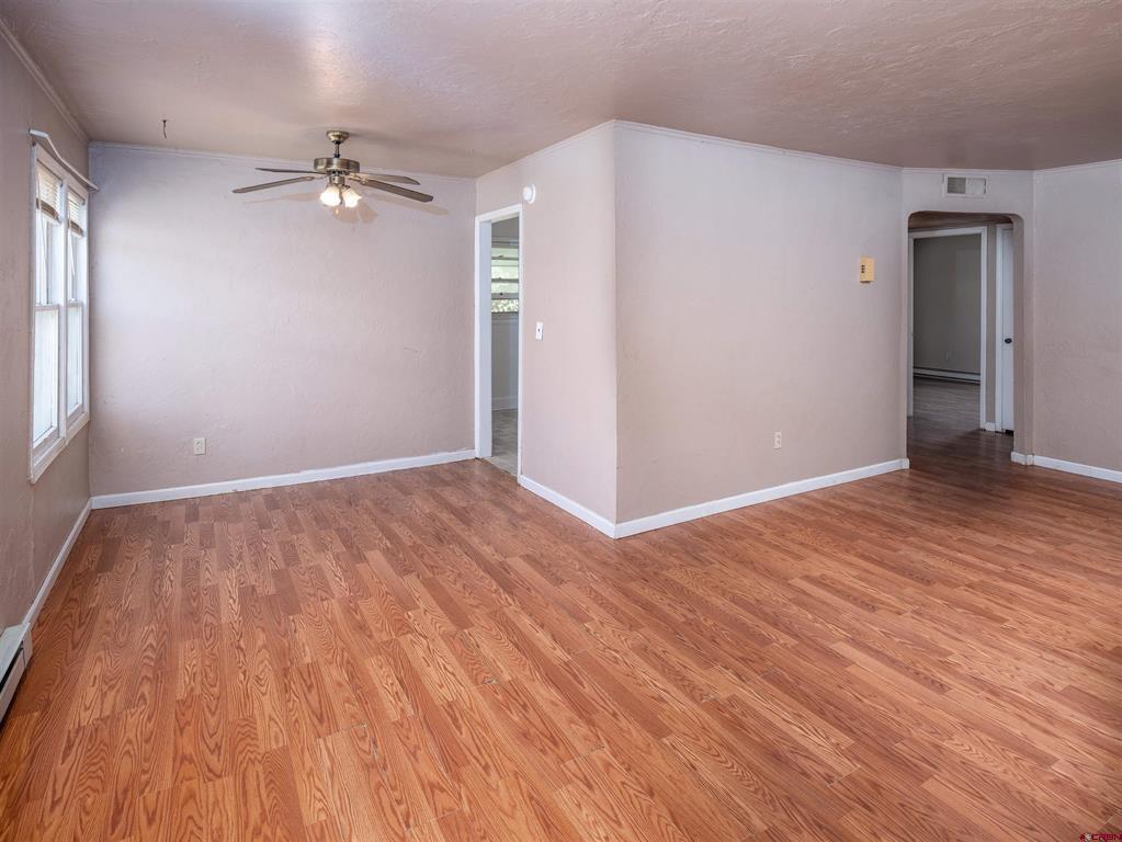 318 N Linden Street Property Photo 3